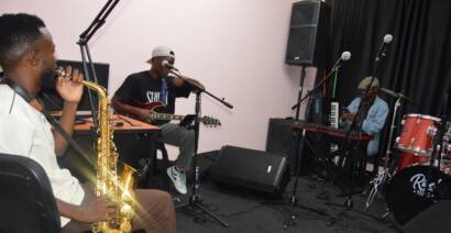 band rehersal at OneVibe Studiox in Harare Zimbabwe (4)